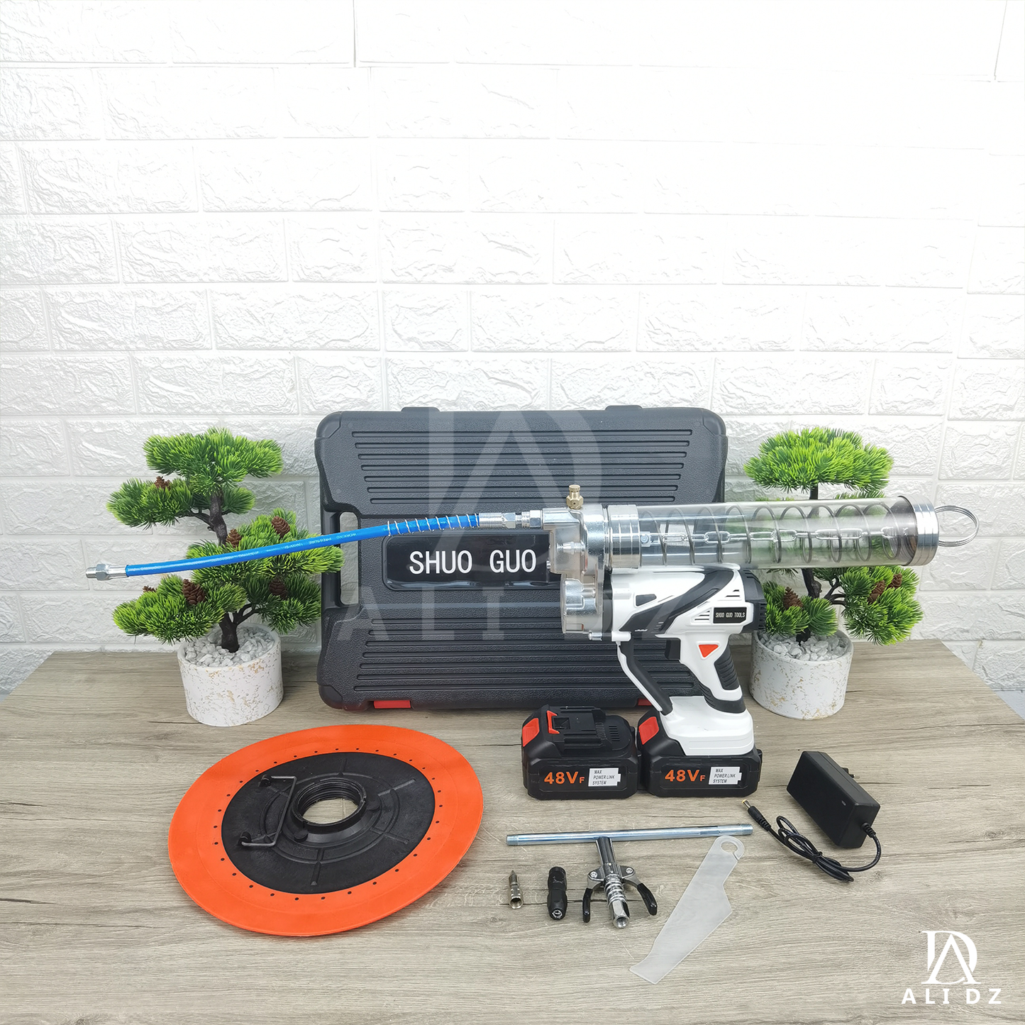 مسدس تشحيم بالبطاريتين 48 فولط + هدية