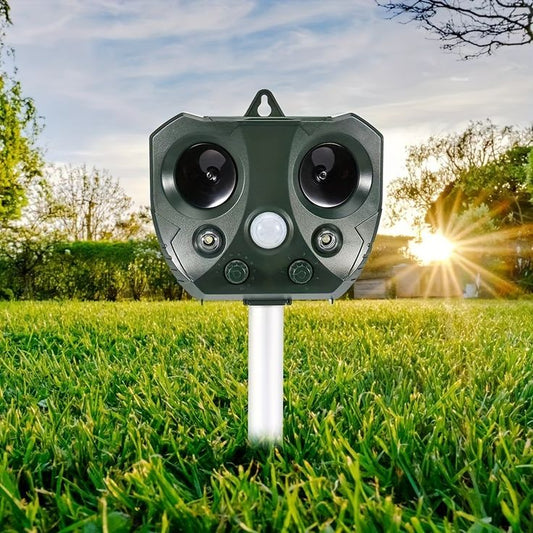 طارد الحيوانات يعمل بالطاقة الشمسية المقاوم للماء