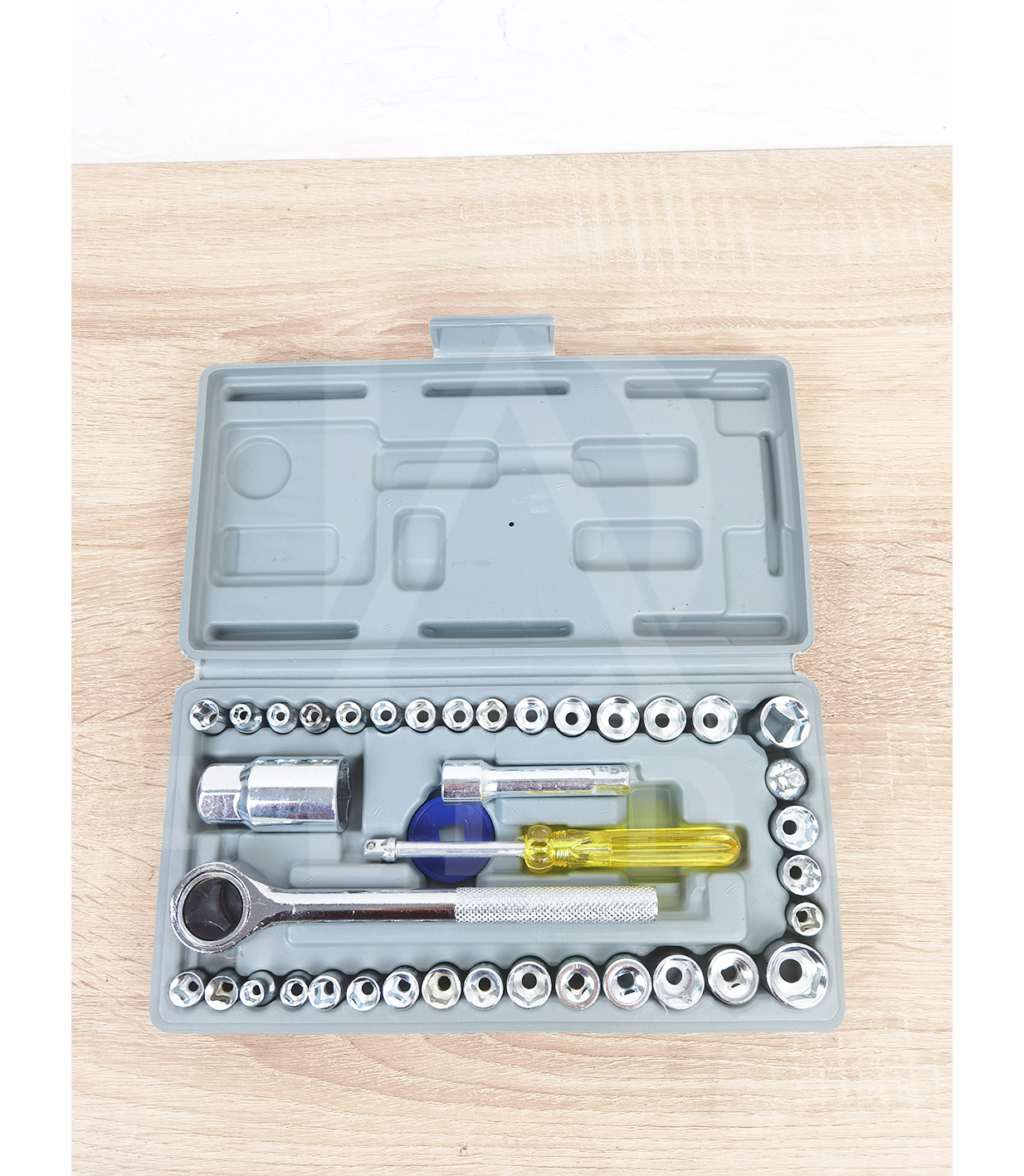 باك ترونسوناز 1100 واط + فيسوز 18 فولط +  حقيبة 40 قطعة + هدية