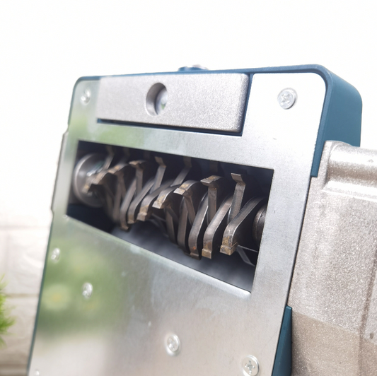 شفرة  لآلة تقشير الحائط