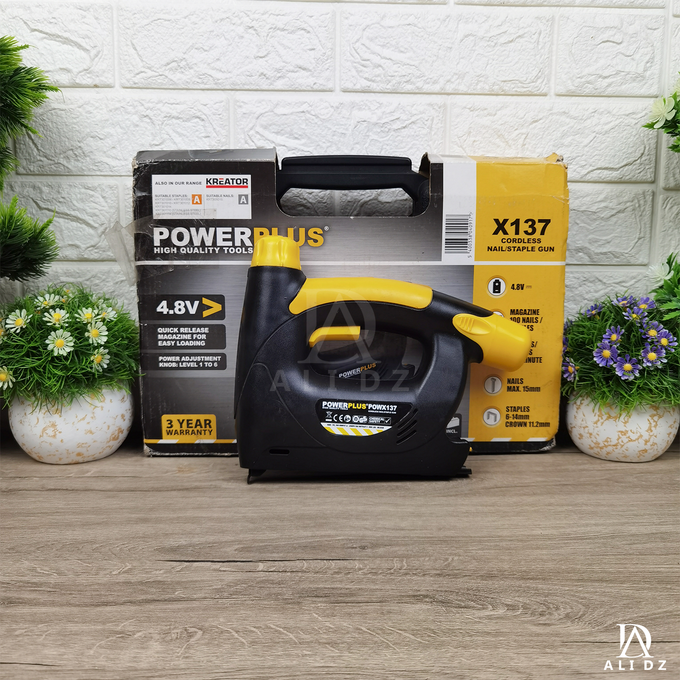 مسدس تثبيت المسامير